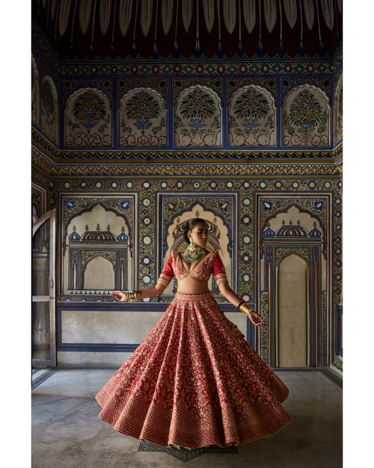 Laal Gulzaar